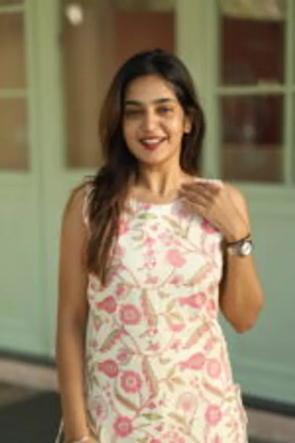 Ivory_Floral_Cotton_Coord_Set_Stylish_Everyday_Comfort