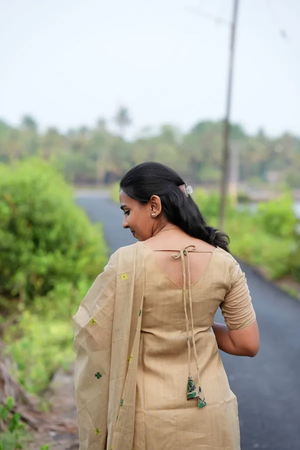 Sandbloom_Kurthi_Set