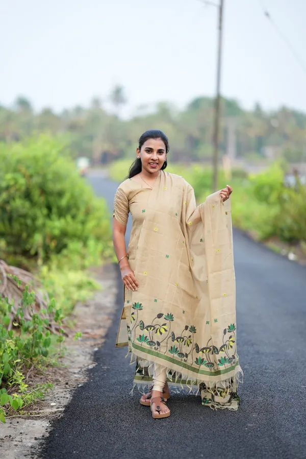 Sandbloom_Kurthi_Set