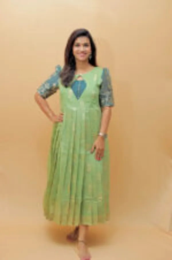 Ethnic_Green_Silk_Cotton_Maternity_Gown