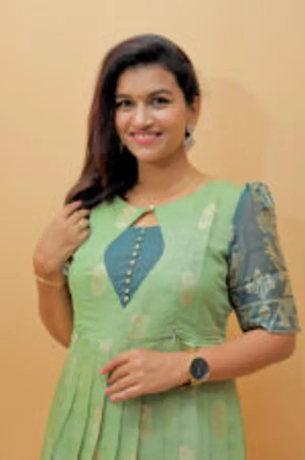 Ethnic_Green_Silk_Cotton_Maternity_Gown