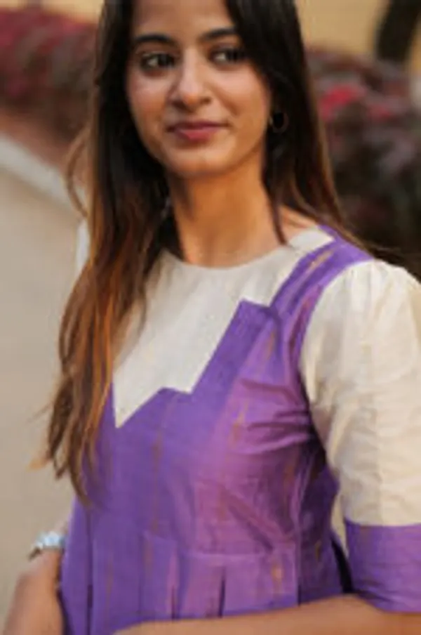 Elegant_Purple_Maxi_Frock_A_Blend_Of_Tradition_Modern_Elegance