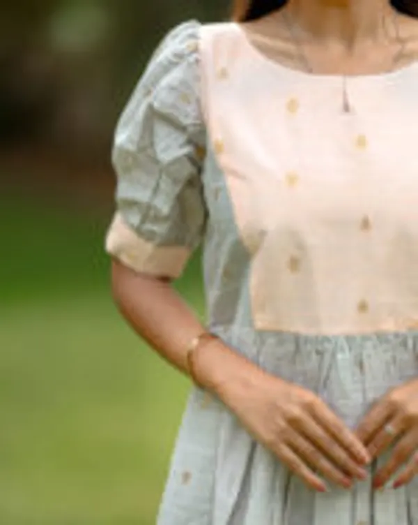Pastel_Dual_Tone_Silk_Cotton_Maxi_Frock_With_Puff_Sleeves_Elegant_Casual_Wear
