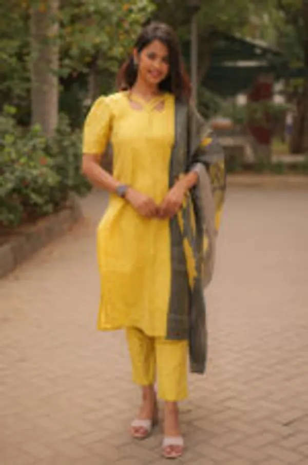 Sunray_Grace_Kurti_Set_Mustard_Cotton_Charm