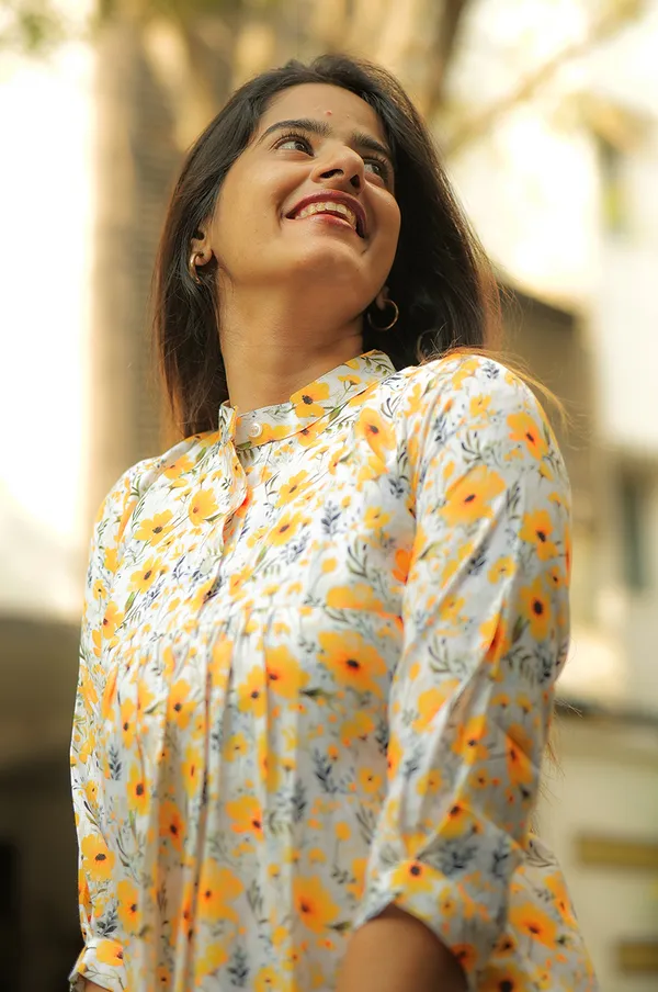 Sunpetal_Charm_Yellow_Cotton_Short_Top