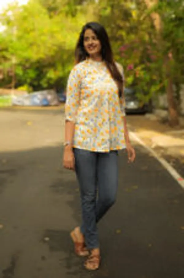 Sunpetal_Charm_Yellow_Cotton_Short_Top