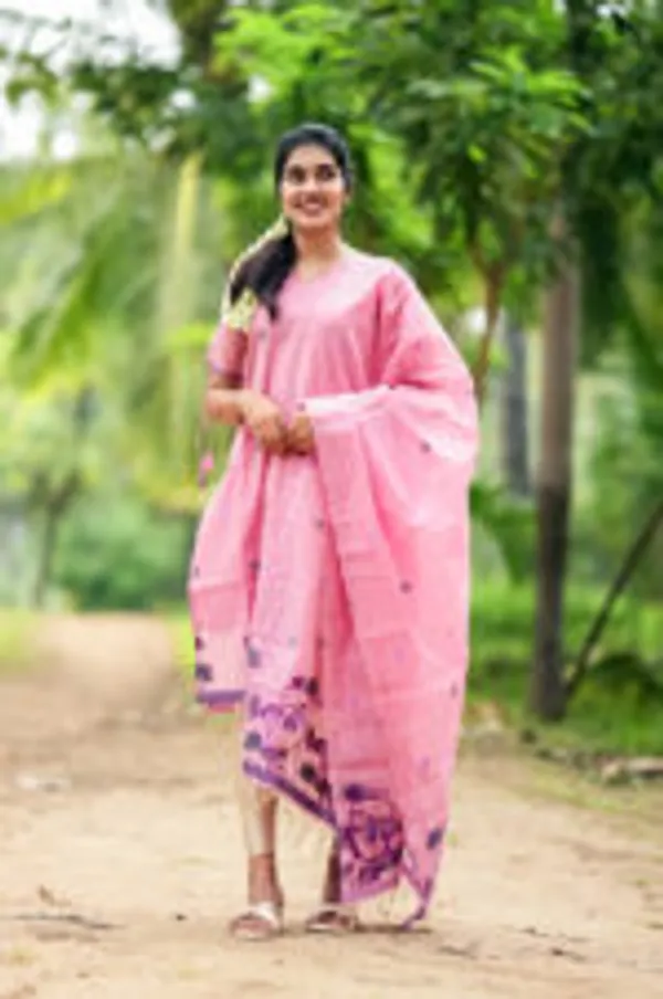 Lakshmi_Tissue_Cotton_Kurti_With_Dupatta_Elegant_Everyday_Style