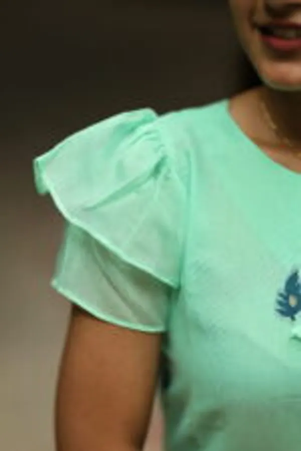 Pastel_Green_Cotton_Kurti_Top_With_Blue_Handblock_Dupatta_Elegant_Everyday_Ethnic_Wear