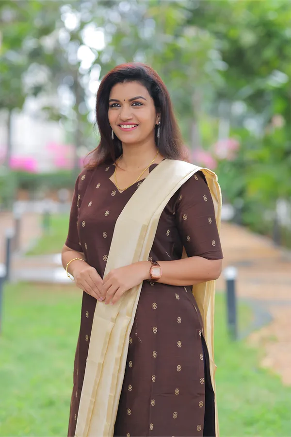 Elegant_Brown_Cotton_Kurti_Set_Timeless_Grace_Comfort