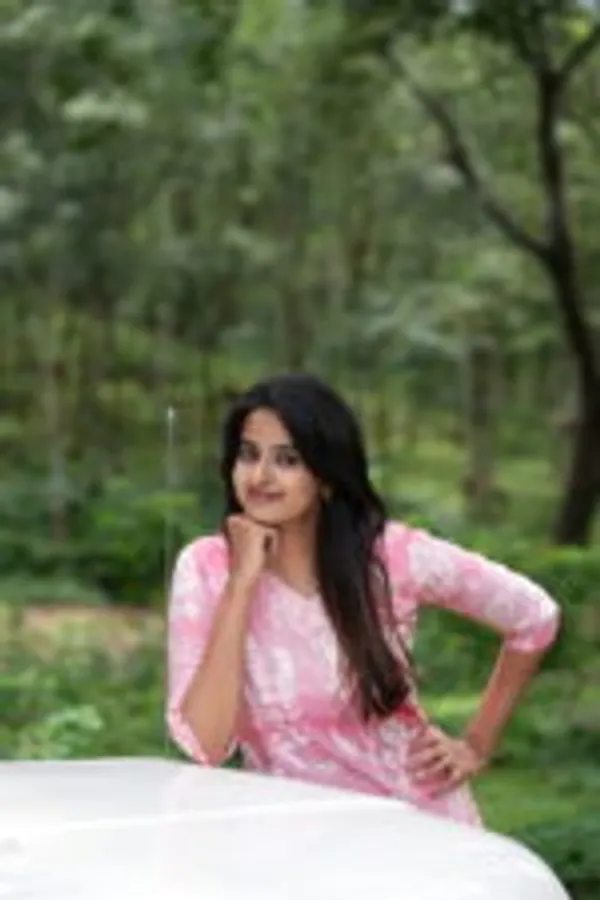 Pink_Cotton_Kurti_With_White_Floral_Print_Everyday_Comfort_Wear