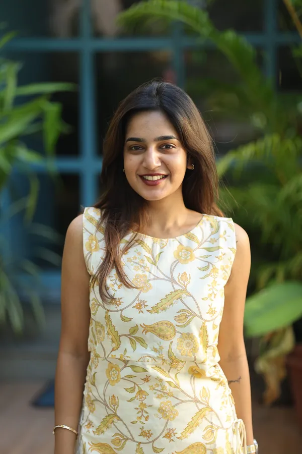 Yellow_Floral_Printed_Cotton_Sleeveless_Kurti_Top_With_Matching_Pants_Chic_Everyday_Wear