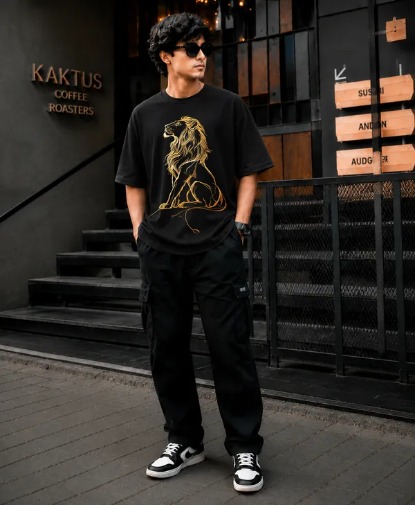 Maroon_And_Cream_Oversized_Lion_Graphic_T-Shirt_for_Men