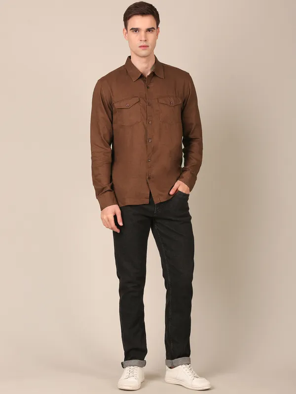 Men’s_Walnut_Brown_Double-Pocket_Regular_Fit_Cotton-Linen_Shirt
