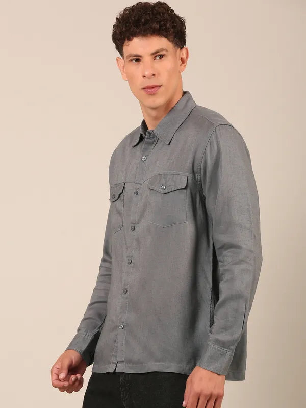 Men’s_Slate_Grey_Double-Pocket_Regular_Fit_Cotton-Linen_Shirt