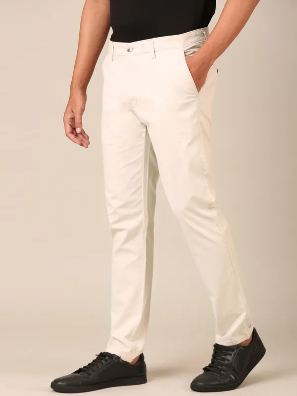 Men’s_Beige_Slim_Fit_Trousers