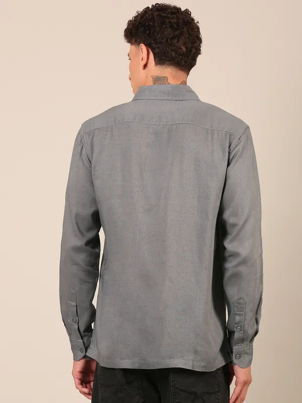 Men’s_Slate_Grey_Double-Pocket_Regular_Fit_Cotton-Linen_Shirt