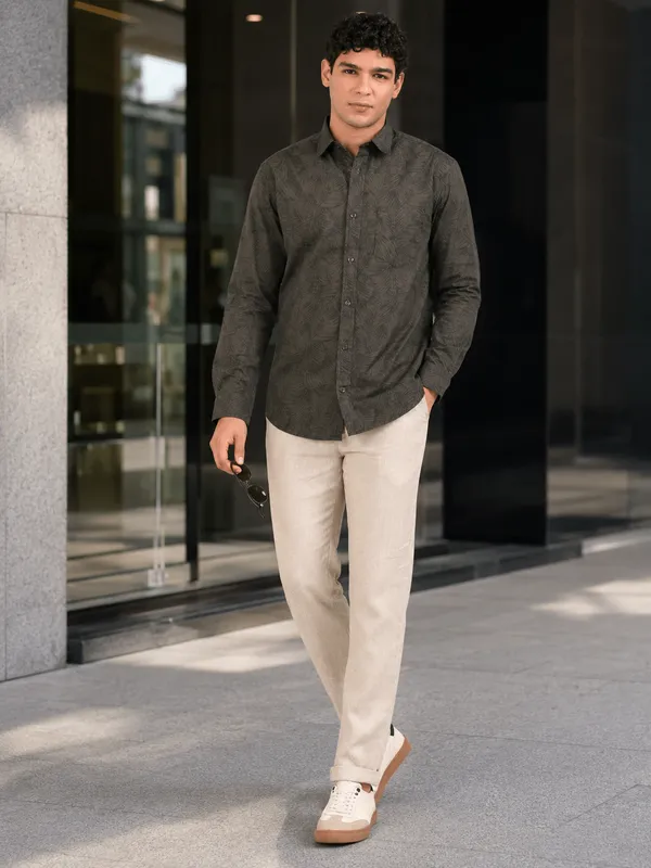 Men_S_Dark_Olive_Leaf_Print_Slim_Fit_Cotton_Shirt