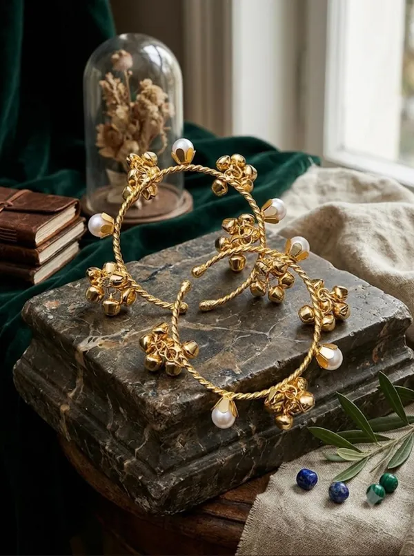 Gold_Tone_Floral_Pearl_Jewellery_Set_for_Women