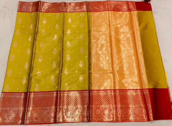 Mustard_Banarasi_Raw_Mango_Zari_Woven_Saree_For_Women