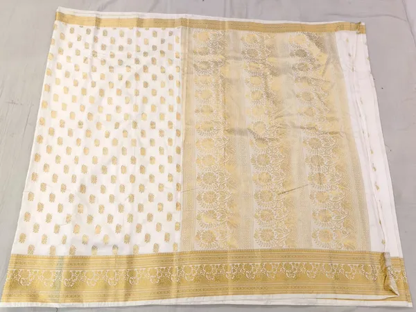 White_Special_Pattu_Gold_Motif_Woven_Saree_For_Women