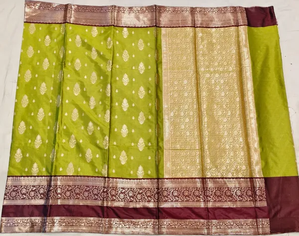 Green_Viscose_Banarasi_Buti_Woven_Saree_For_Women