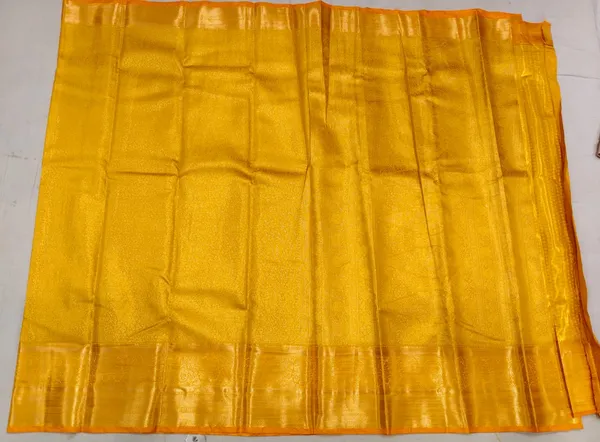 Yellow_Pure_Pattu_Gold_Border_Woven_Saree_For_Women