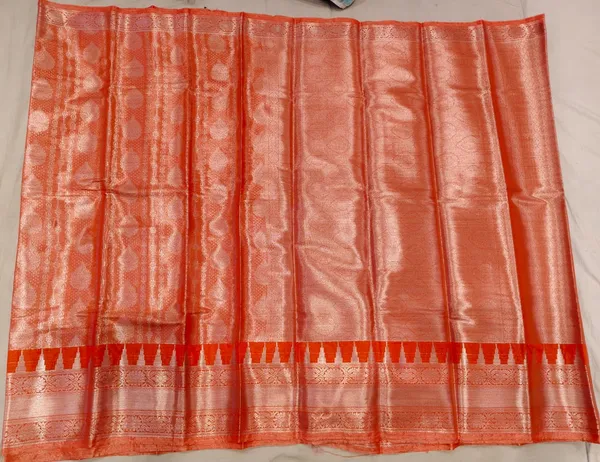 Orange_Tissue_Silver_Pattu_Woven_Traditional_Saree_For_Women
