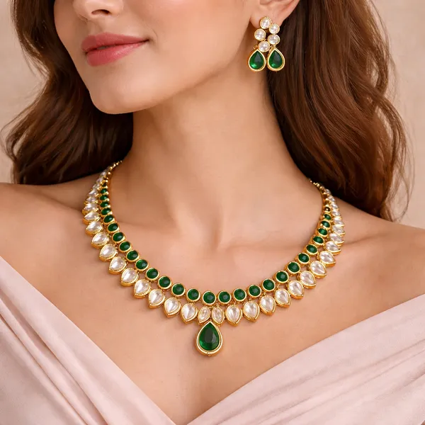 Gold_Polki_Emerald_Teardrop_Classic_Necklace_Set_For_Women