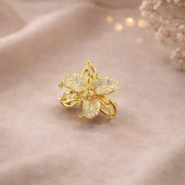 Gold_Pearl_Crystal_Floral_Statement_Ring_For_Women