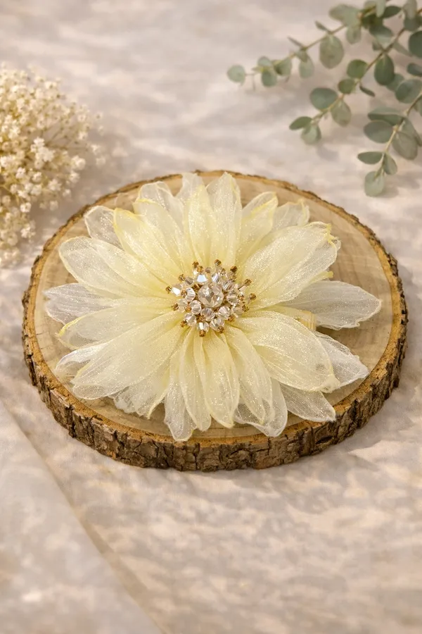 Green_Crystal_Floral_Alligator_Hair_Clip_For_Women