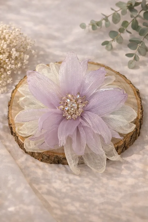 Ivory_Crystal_Layered_Floral_Alligator_Hair_Clip_For_Women