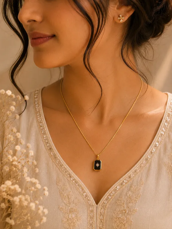 Gold_18K_Plated_Anti-Tarnish_Pendant_Necklace_For_Women