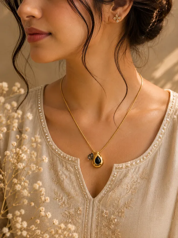 Gold_18K_Gold_Plated_Anti-Tarnish_Pendant_Necklace_For_Women