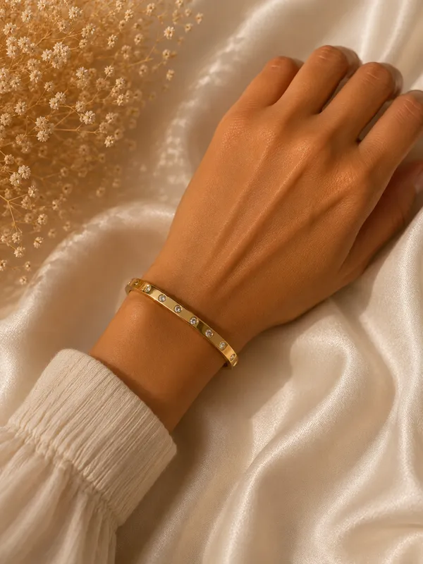 Gold_18K_Plated_Anti-Tarnish_Stone_Kada_Bracelet_For_Women
