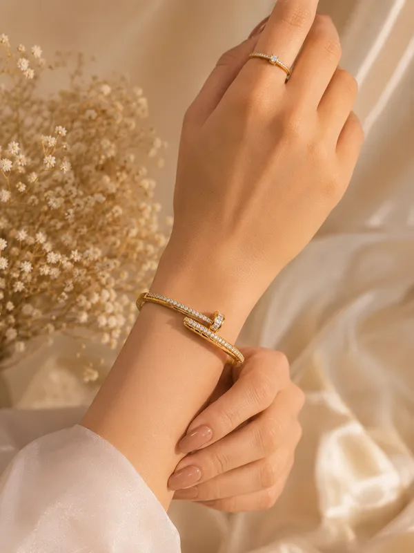 Gold-Plated_Intricate_Kara_Bangle_Bracelet_For_Women