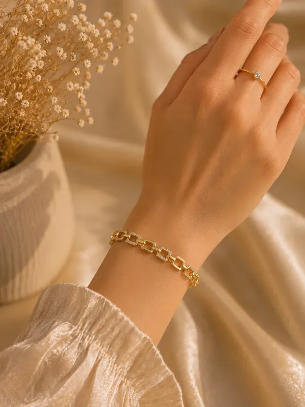 Gold_Plated_Intricate_Kara_Bracelet_For_Women