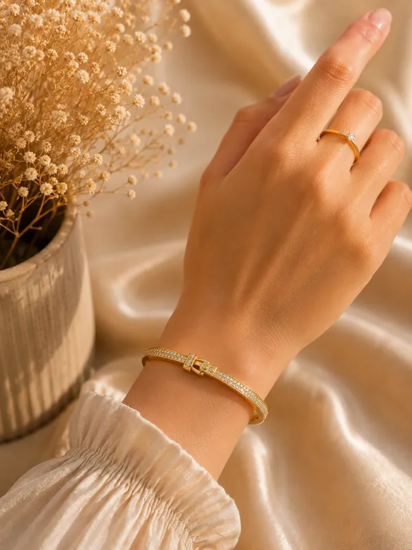 Gold_Plated_Intricate_Traditional_Kara_Bracelet_For_Women