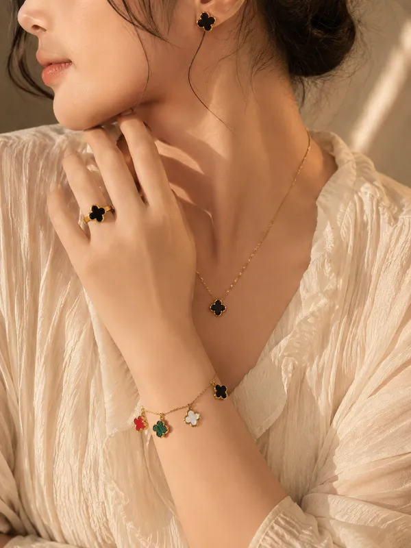 Multicolor_Gold-Plated_Clover_Anti-Tarnish_Jewelry_Set_For_Women