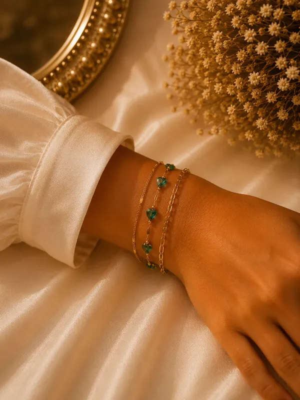 Gold_Cz_Emerald_Heart_Charm_Anti-Tarnish_Bracelet_For_Women