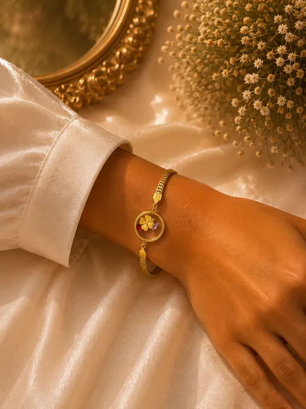 Gold_Cubic_Zirconia_Floral_Charm_Anti-Tarnish_Bracelet_For_Women