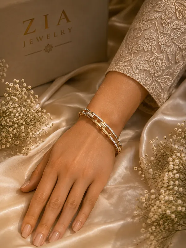 Gold_18K_Plated_Cz_Geometric_Link_Kada_Bracelet_For_Women