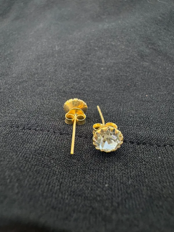 Gold_Tone_Crystal_Stud_Earrings_For_Women