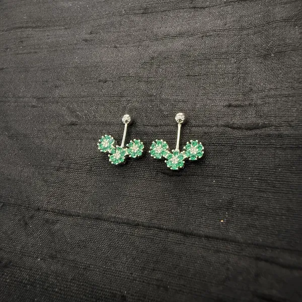 The_Tri_Flower_Sparkling_Bugadi_Earrings_Green