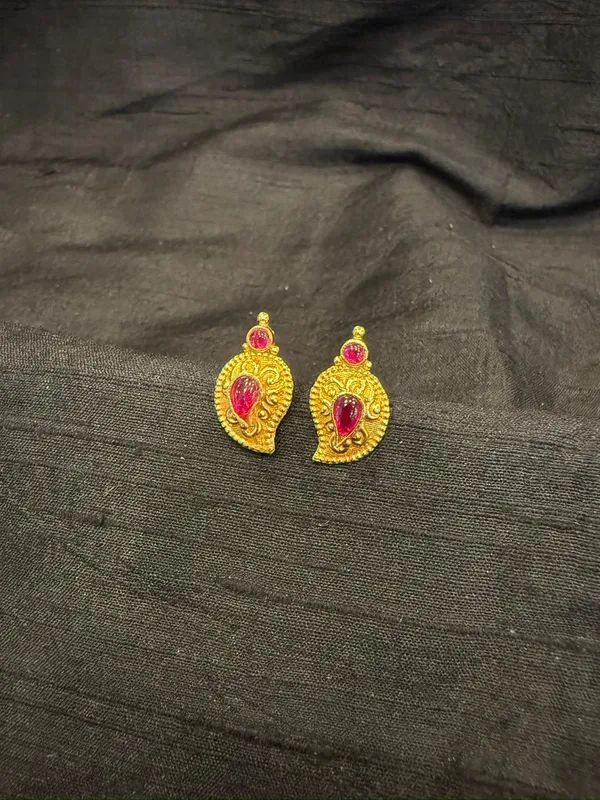 The_Amra_Mango_Kemp_Earstuds