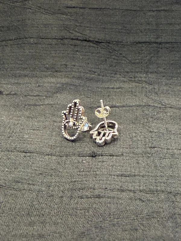 The_Hamsa_Evil_Eye_925_Silver_Ear_Studs