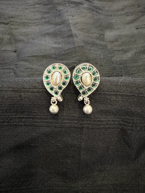 The_Paisley_Pearl_925_Silver_Earstuds