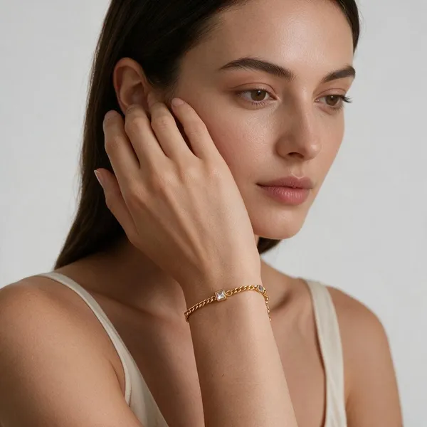 Gold_Tone_Chain_Link_Bracelet_for_Women