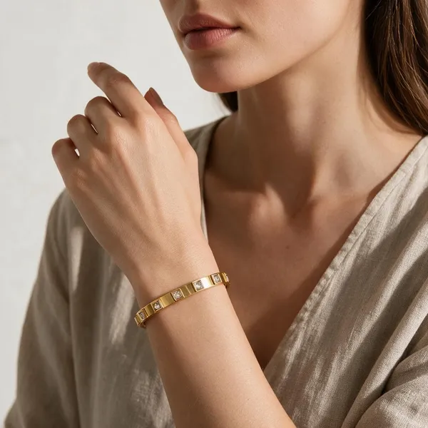 Gold_Tone_Crystal_Studded_Bangle_for_Women