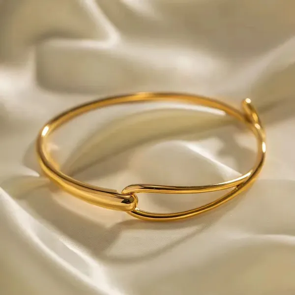 Gold_Tone_Minimalist_Open_Cuff_Bracelet_for_Women