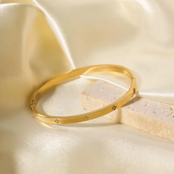 Gold_Tone_Stone_Detail_Bangle_Bracelet_for_Women